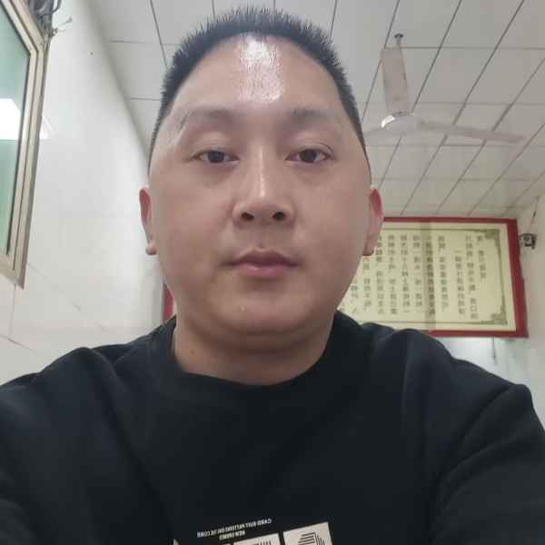 陕西35岁单身帅哥真诚找对象-武汉相亲网