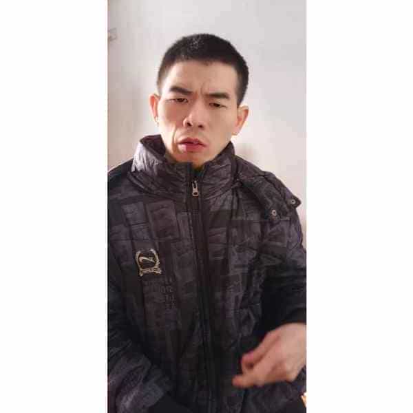 四川31岁单身帅哥真诚找对象-武汉征婚相亲网