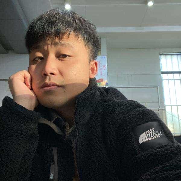 湖南30岁单身帅哥真诚找对象-武汉征婚相亲网