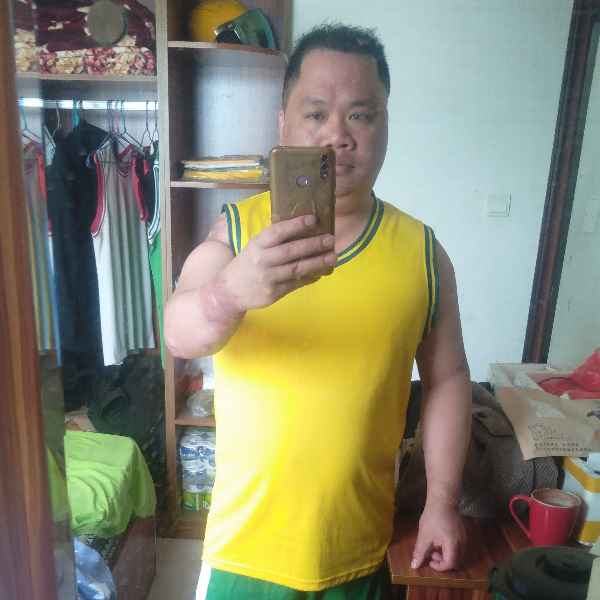 广西34岁单身帅哥真诚找对象-武汉征婚相亲网