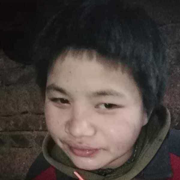 贵州25岁单身美女真诚找对象-武汉征婚相亲网