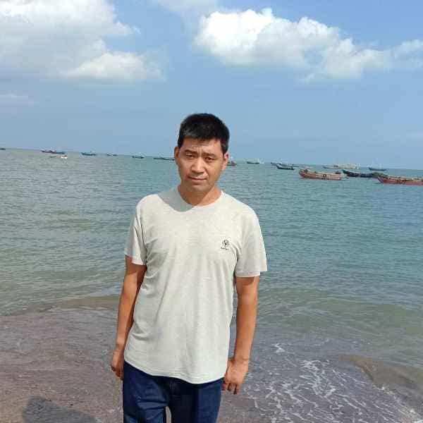 辽宁43岁单身帅哥真诚找对象-武汉征婚相亲网