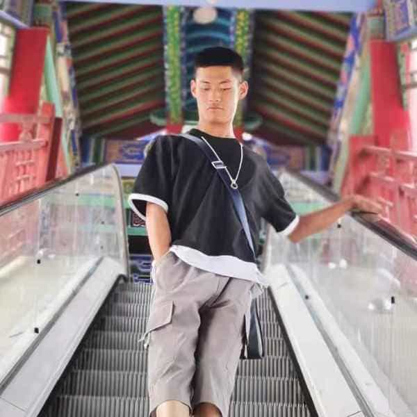 甘肃28岁单身帅哥真诚找对象-武汉征婚相亲网