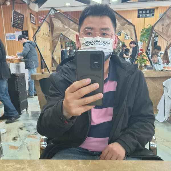 上海36岁单身帅哥真诚找对象-武汉征婚相亲网