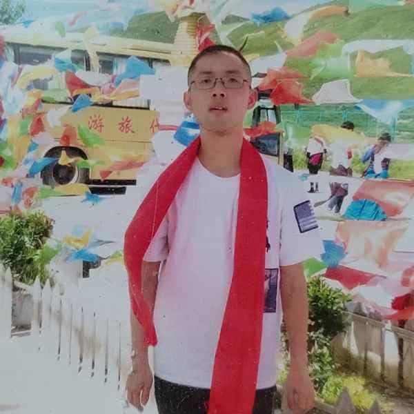 四川26岁单身帅哥真诚找对象-武汉征婚相亲网
