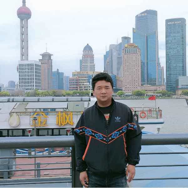 云南27岁单身帅哥真诚找对象-武汉征婚相亲网