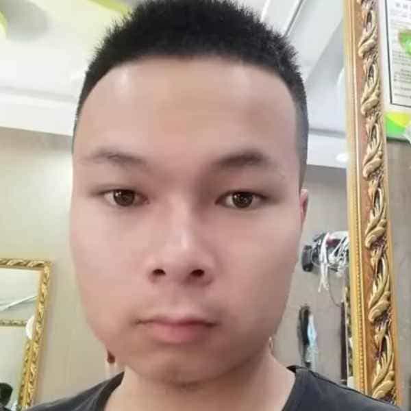 云南28岁单身帅哥真诚找对象-武汉征婚相亲网