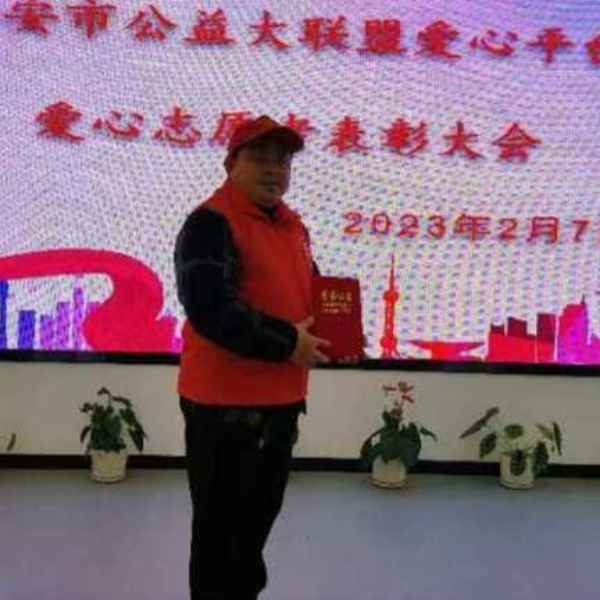 江西42岁单身帅哥真诚找对象-武汉征婚相亲网