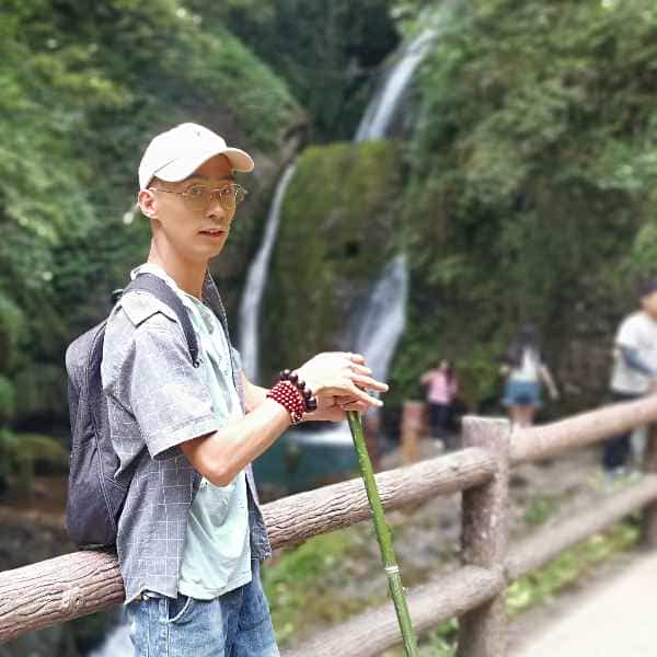 四川28岁单身帅哥真诚找对象-武汉征婚相亲网