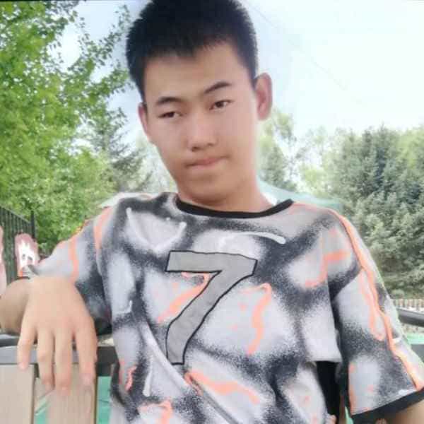 天津20岁单身帅哥真诚找对象-武汉征婚相亲网