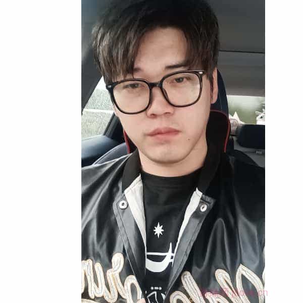 江苏27岁单身帅哥真诚找对象-武汉征婚相亲网