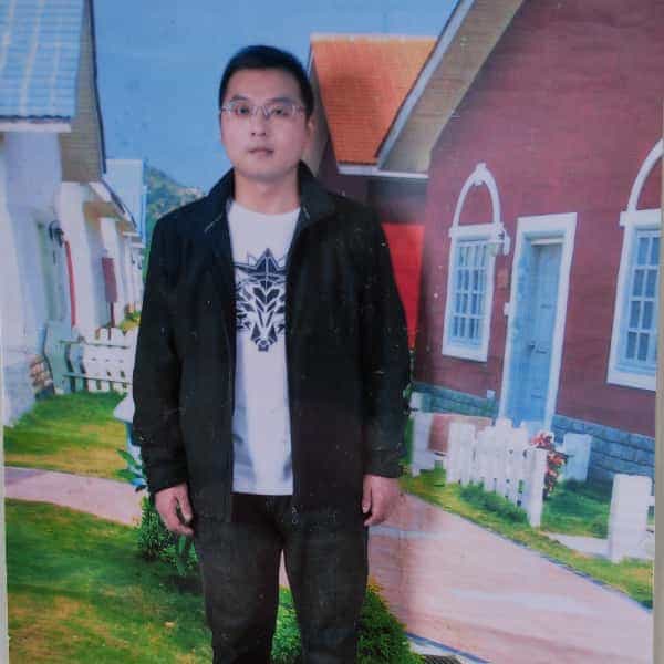 四川35岁单身帅哥真诚找对象-武汉征婚相亲网