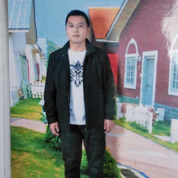 四川35岁单身帅哥真诚找对象-武汉征婚相亲网