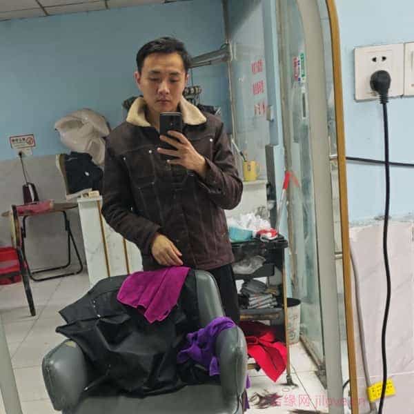 四川29岁单身帅哥真诚找对象-武汉征婚相亲网