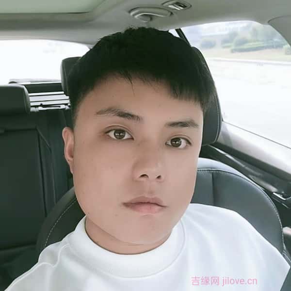 河南27岁单身帅哥真诚找对象-武汉征婚网