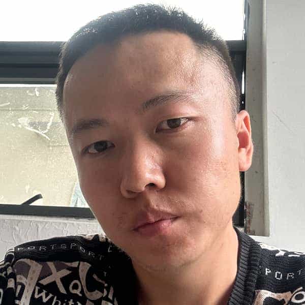 青海32岁单身帅哥真诚找对象-武汉征婚相亲网