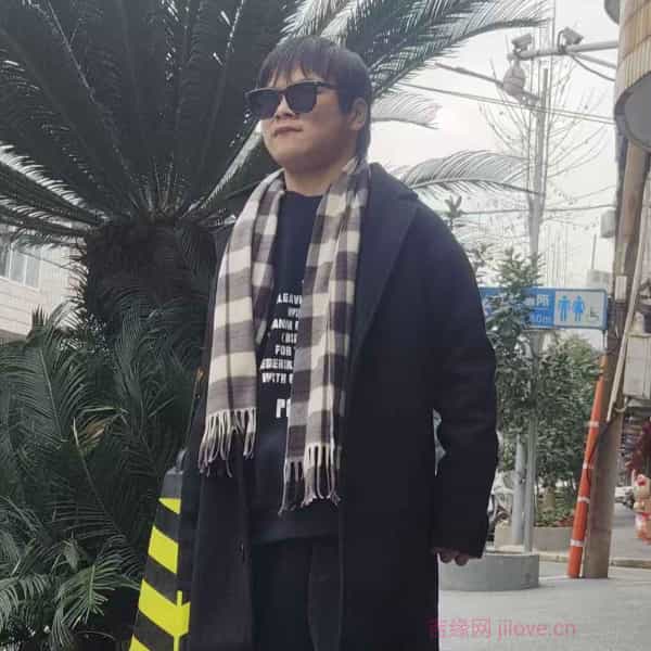 江西20岁单身帅哥真诚找对象-武汉征婚相亲网