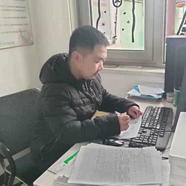 42岁岁山东单身帅哥 - 武汉吉缘网